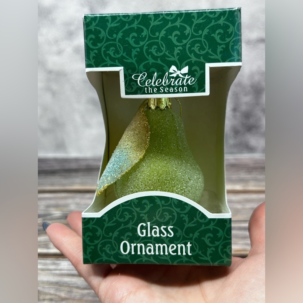 Glass Pear Ornament - Christmas Tree Decoration NWT - Picture 2 of 7